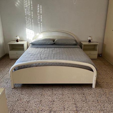 רימיני Casa Vacanze Dalla Lory מראה חיצוני תמונה